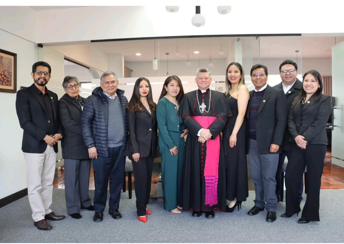 Equipo de la Curia Provincial de la Compañía de Jesús en Bolivia.