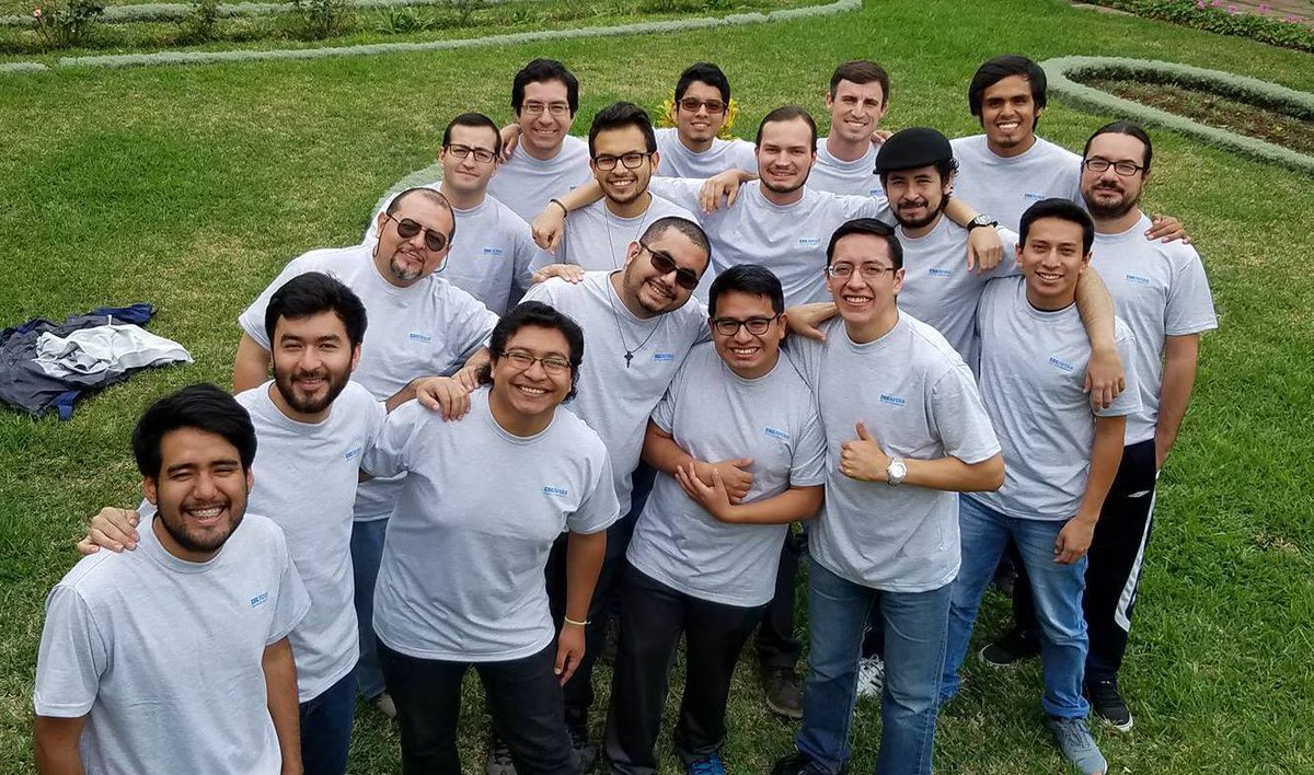 estudiantes-jesuitas.jpg